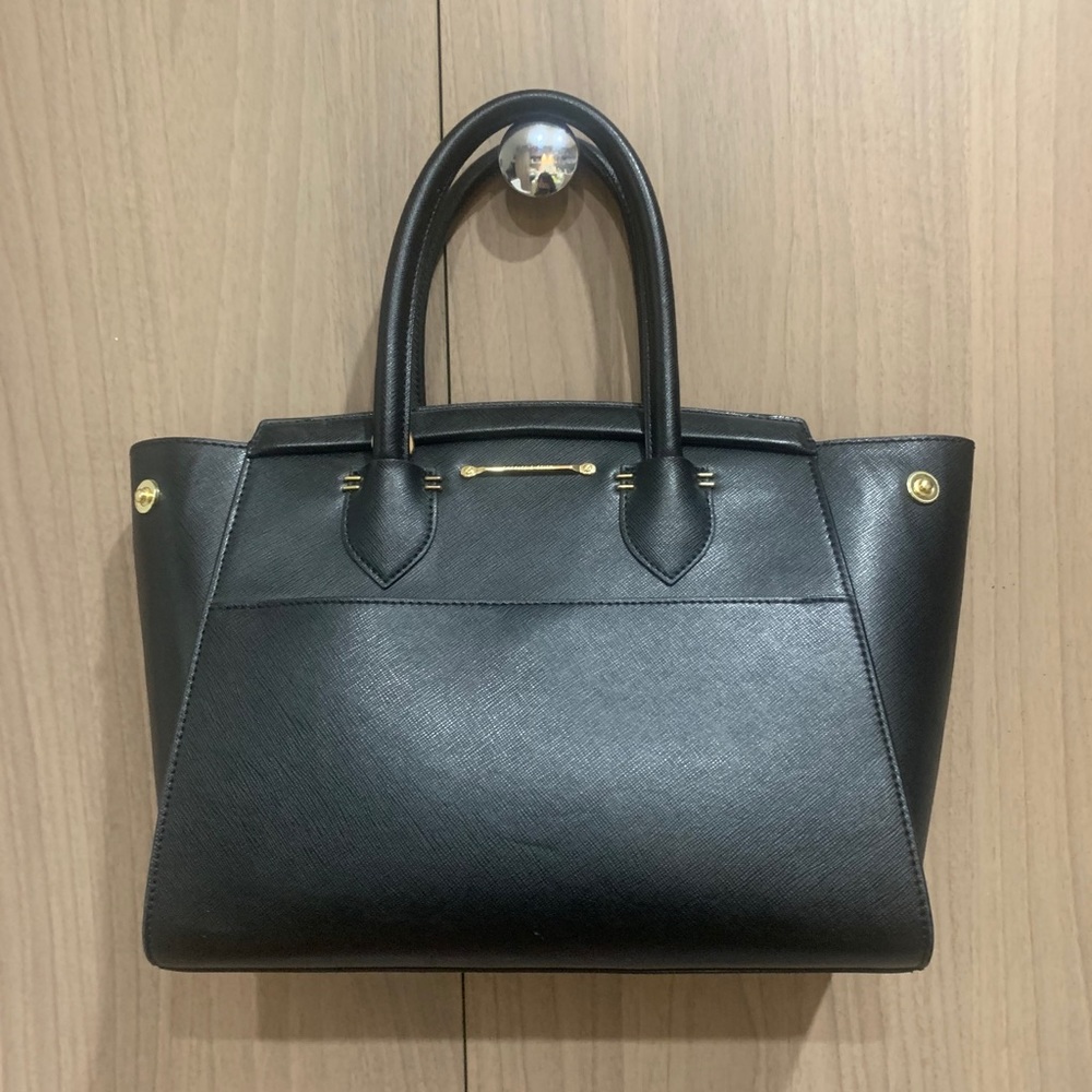 Almost new handbag
